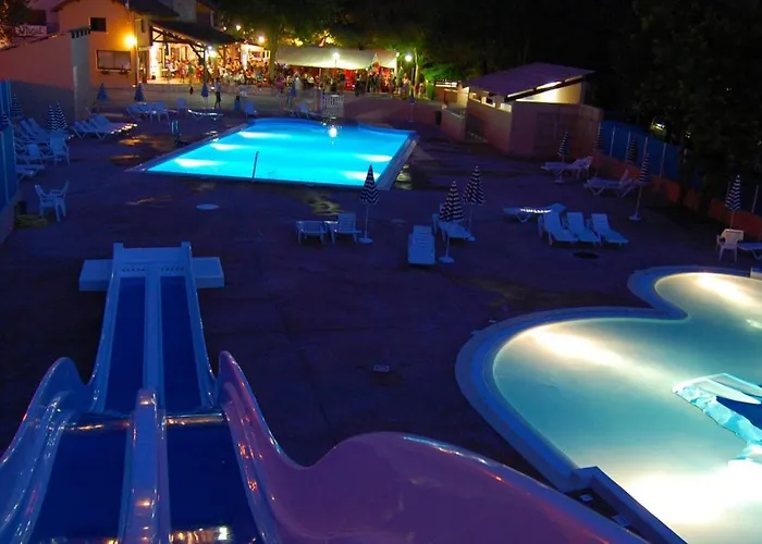 Kamp alanı Mobil Xxl 4 - Le Viaduc Millau